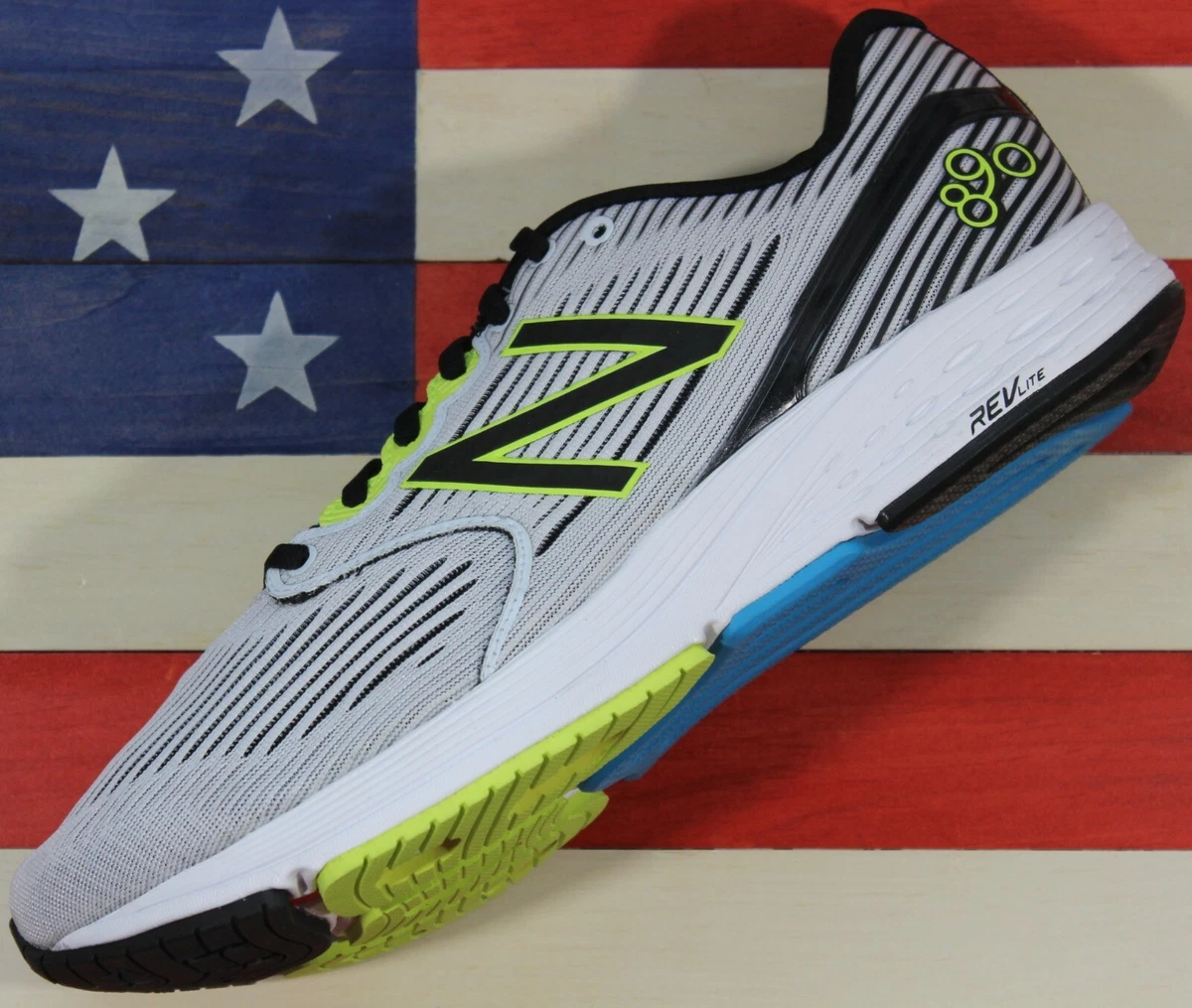 New balance hotsell 890v6 running shoes