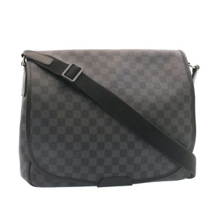 louis vuitton daniel gm