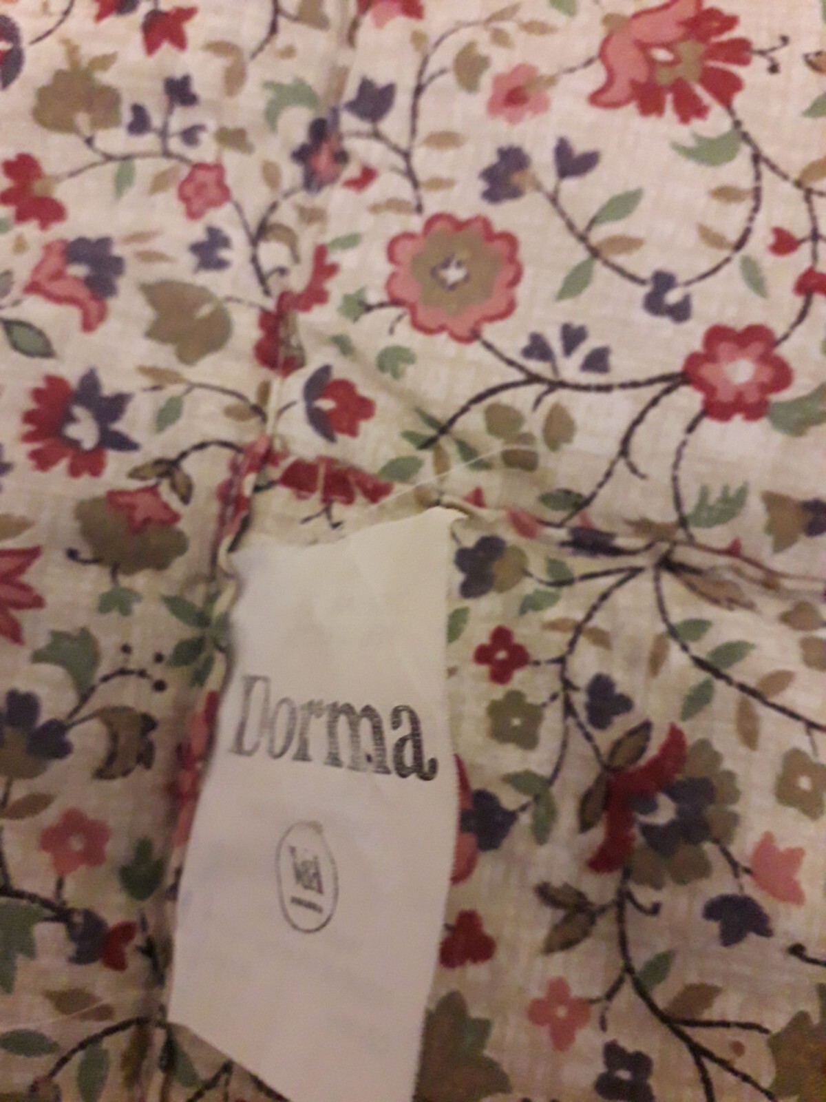 Dorma Kalamkari V & A Floral Quilted Bedspread 265 X 251 in beautiful