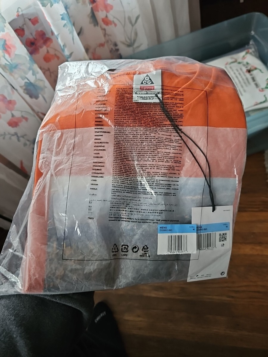 Supreme x Nike ACG Grid T-shirt FW 22 Orange Graphic T-Shirt | eBay