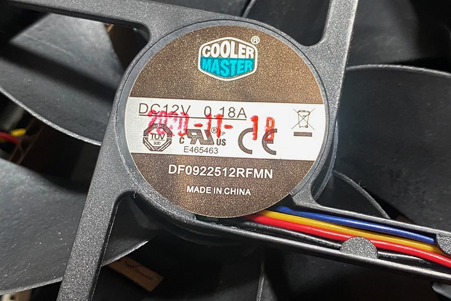 Cooler Master 4 Pin PWM Case Fan / CPU Fan 92x92x25mm Quiet - Image 2 of 3
