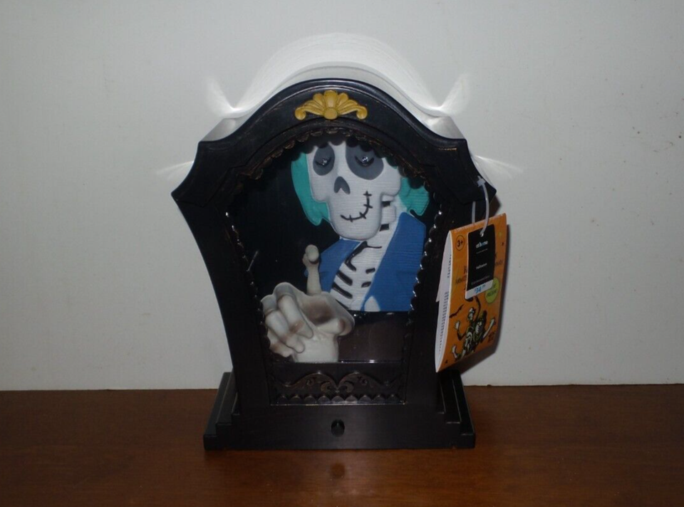 Rare Gemmy Halloween Haunted Mansion Animated Skeleton Decoration Prop ...