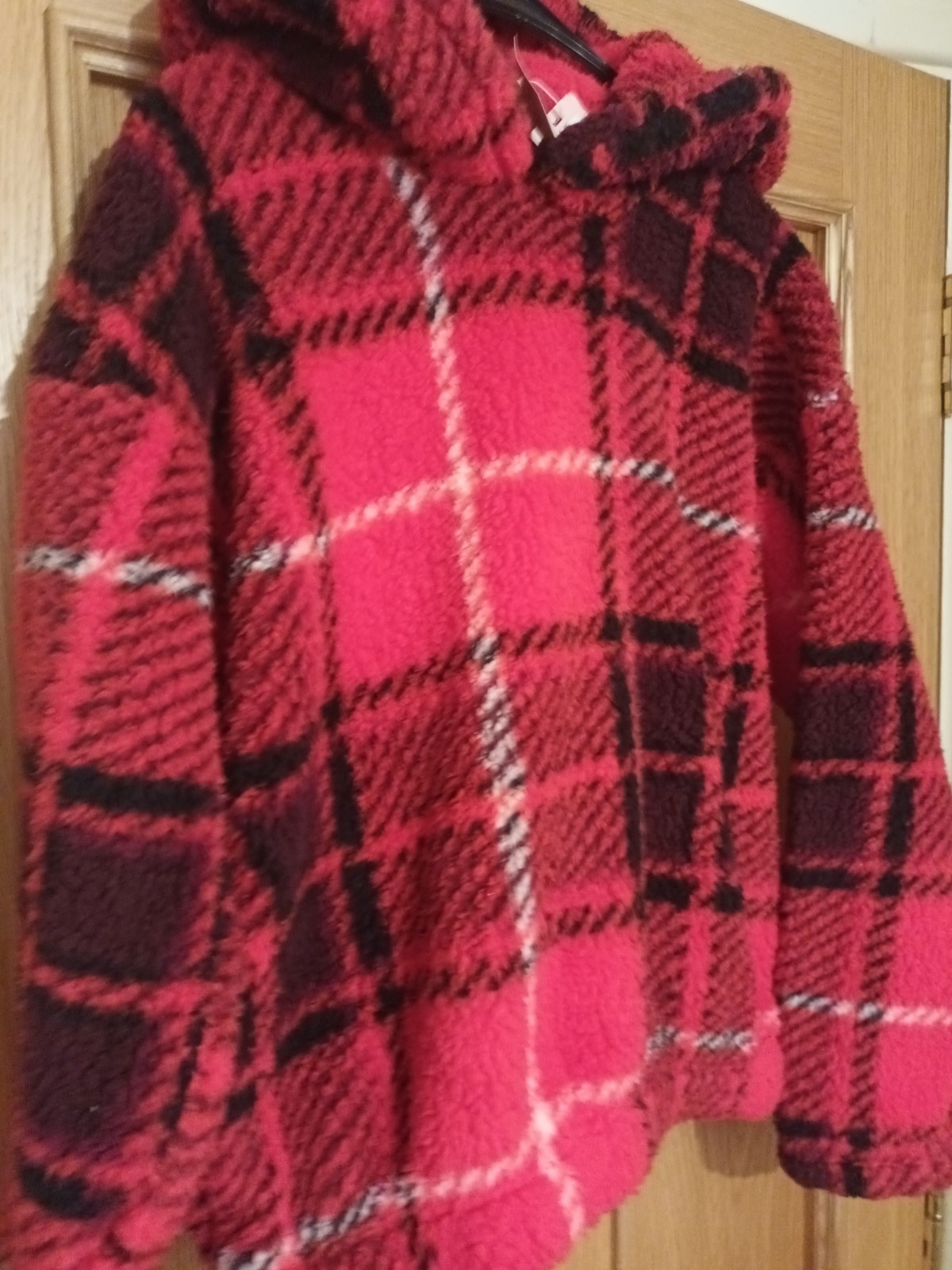 BOUX AVENUE PYJAMAS RED CHECK HOODY  SNUGGLE TOP Size SMALL image 3