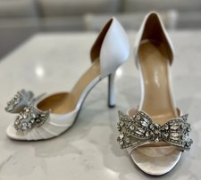 Betsey Johnson Women's Landn Peep Toe Heels W/Rhinestone Bow Size 8.5 Wedding