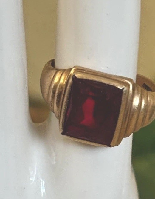 Beautiful 10k  Lab Created Ruby Ring - image 6