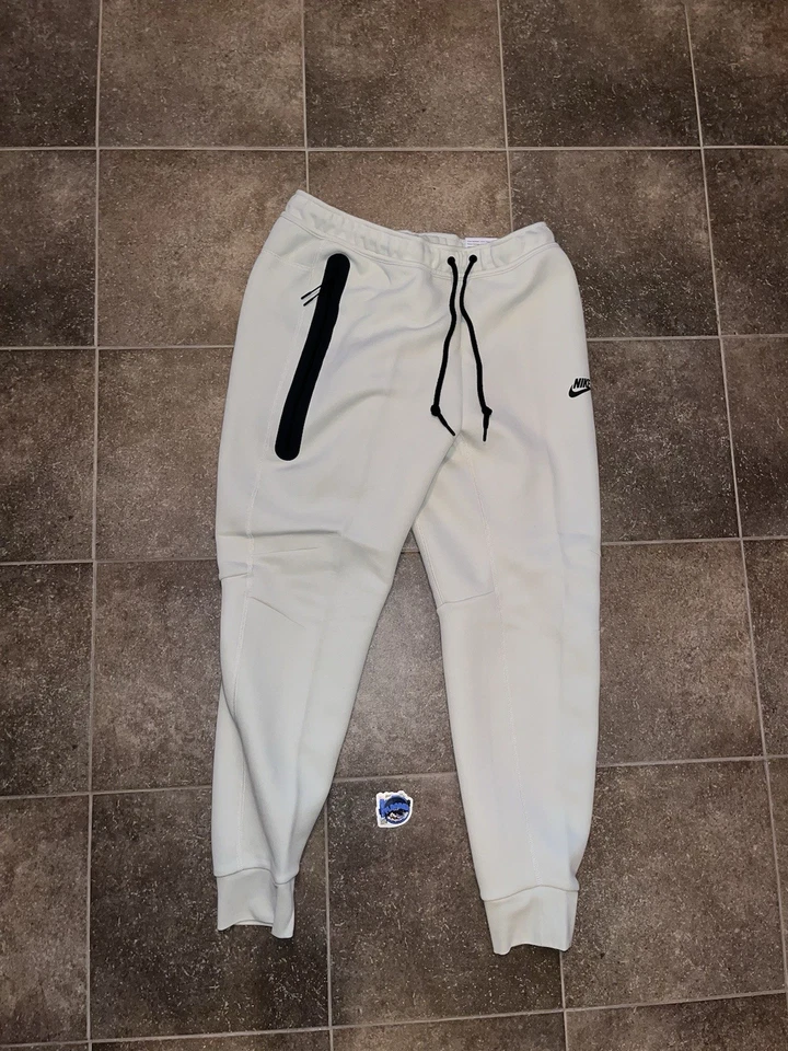 Pantalones de chándal para hombre Nike Sportswear Tech Sea Glass/negro polar DSWT XL Foto 2 de 3