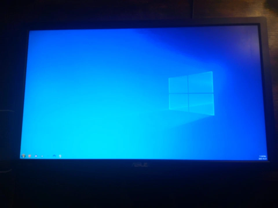 ASUS VP247QG 23.6" Full HD 1080p LED Monitor 75Hz 1ms - No Mount Piece/Box - Image 2 of 4