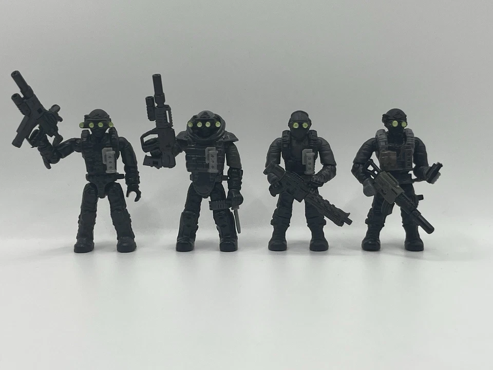 Call of Duty Mega Construx Night Ops Blackout Squad Foto 4 de 4