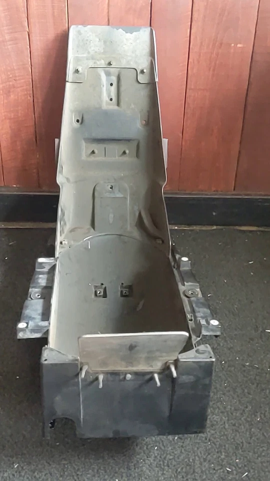 99 BMW R1100 RT r 1100 заднее крыло грязевая защита с коробкой проводки 61 13 2 306 222 - Изображение 3 из 4