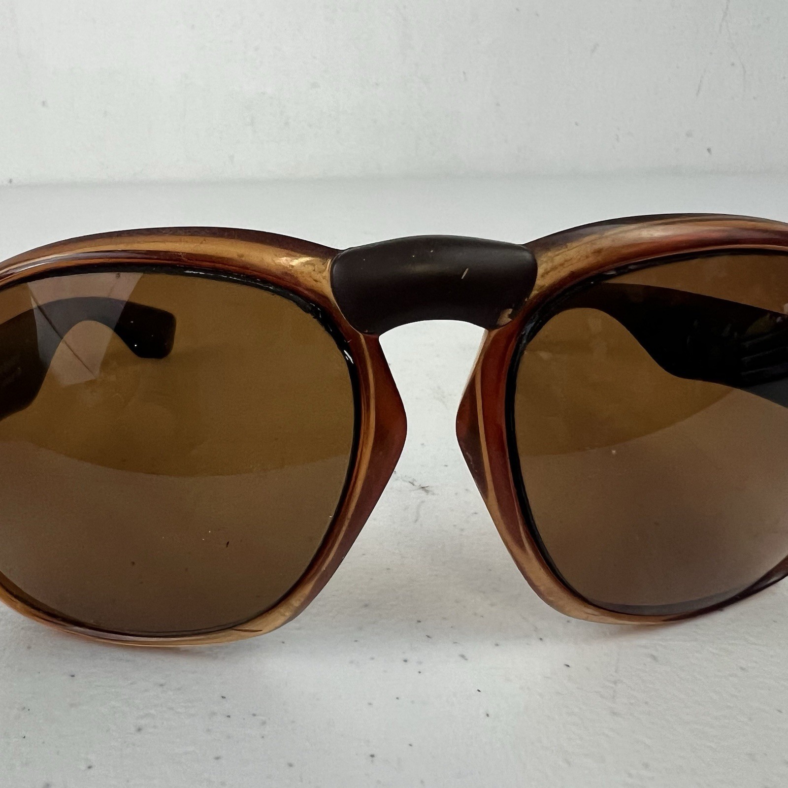 Montatura occhiali da sole vintage unisex oversize anni 70 YSL Yves Saint Laurent 549 Francia