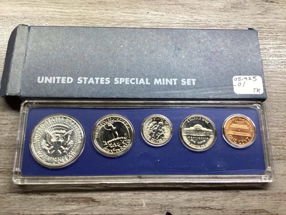 1966 US Special Mint Set with 5 Coins OGP and Silver Kennedy 051925 01 - Image 4 of 4