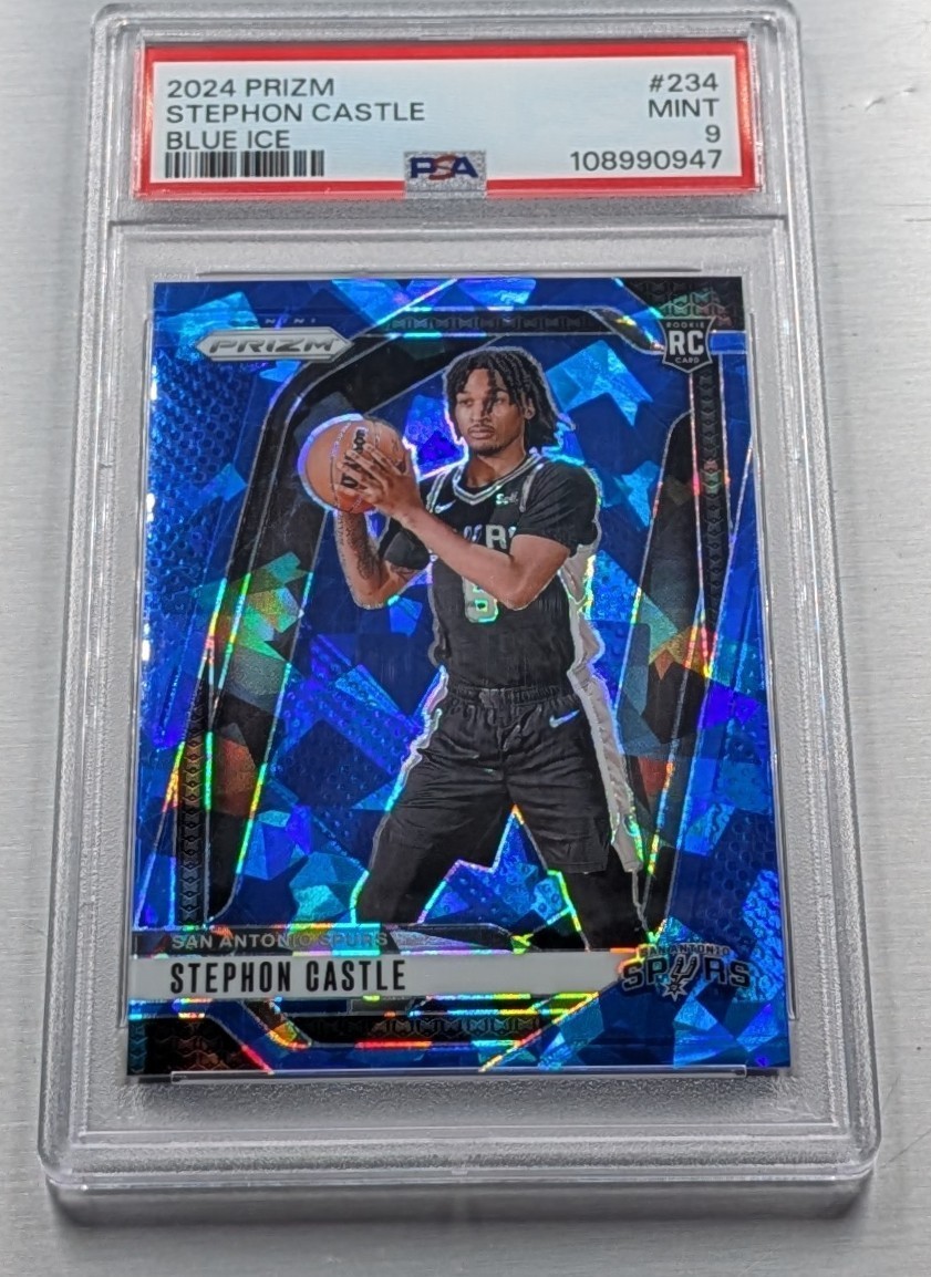 2024-25 Panini Prizm Stephon Castle #234 Blue Ice /125 RC PSA 9