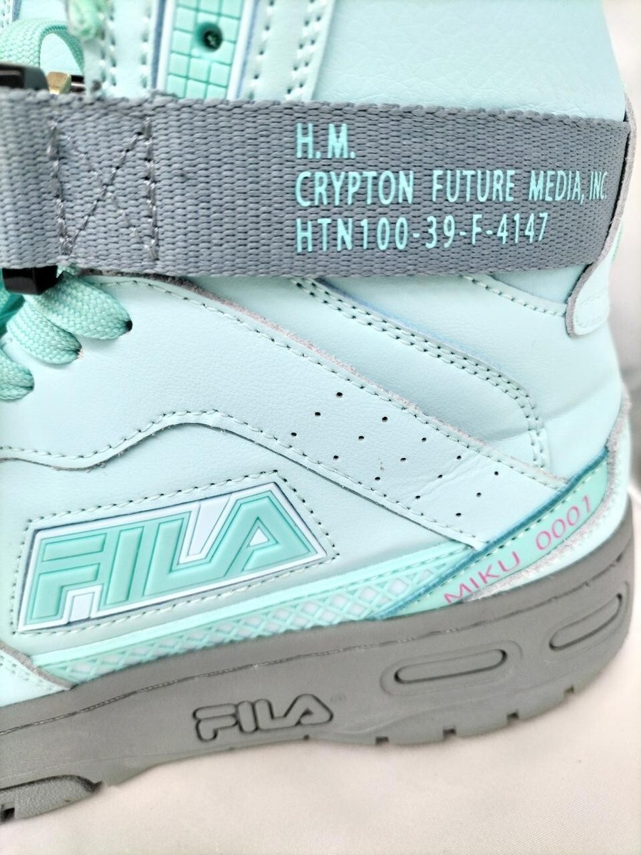 FILA初音ミク TERATACH 600 HI LIGHT BLUE/GRAY FILA x Hatsune Miku Teratach 600 HI Emerald MIKU 0001 Sneaker US4