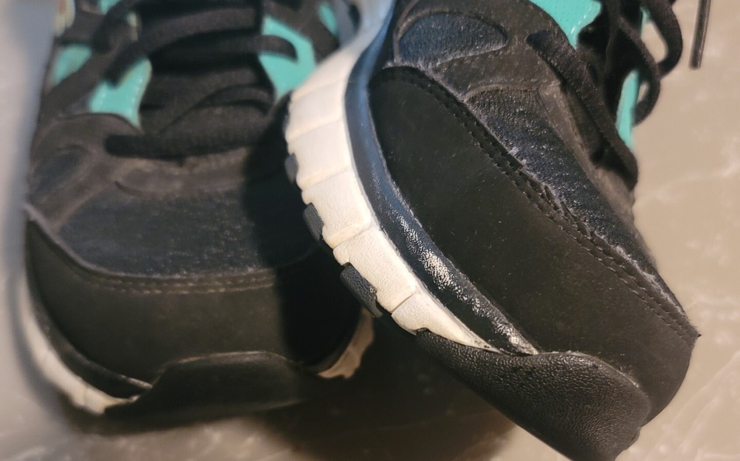 SAOLA Sneakers da corsa Skechers Sport da donna taglia 7 5