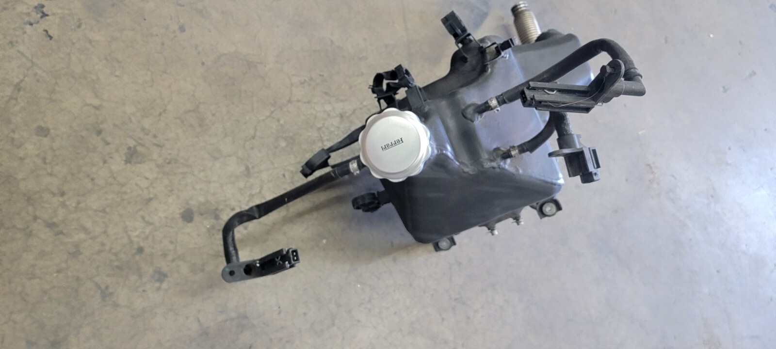 FERRARI 458 ITALIA ENGINE OIL SUMP TANK OEM 269662