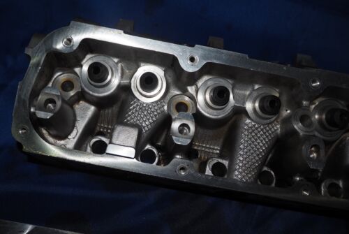 1994-1997 Dodge Chrysler Eagle 3.3 3.8 V6 Engine Cylinder Head Matching Pair OEM - Picture 4 of 14