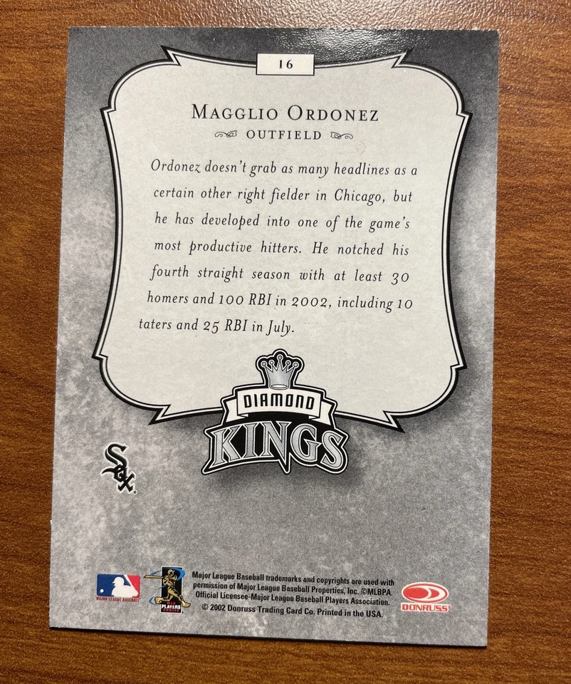 2003 Donruss Diamond Kings Studio Series #16 Magglio Ordonez - White Sox - Image 2 of 4