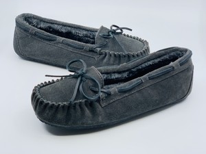 minnetonka gray moccasins