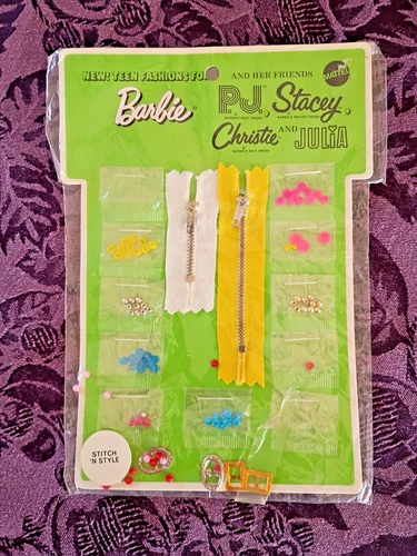Vtg. Mattel Barbie and Stacey Stitch N Style Sewing Set Sealed 1969