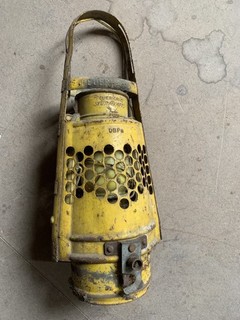 Sehr alte große Feuerhand Sturmlaterne