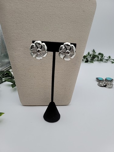 8 Pr Vtg Clip On Southwest Earrings Sterling Silver & Turquoise Monet Chaps... - Picture 7 of 15