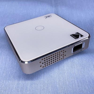 KODAK Luma 75 Portable Mini DLP Projector