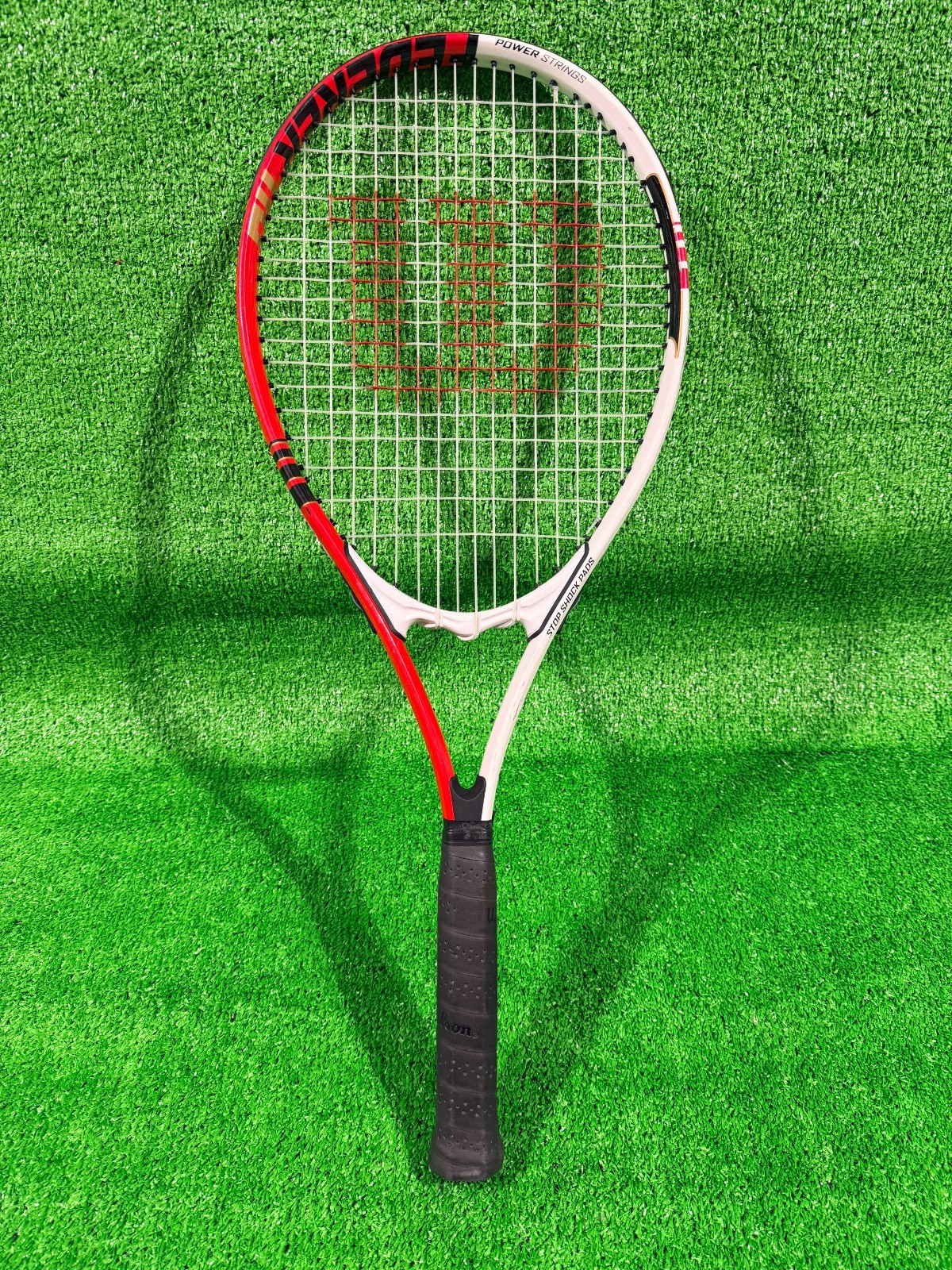 WILSON Roger Federer 110 Oversize Tennis Racket L4 4 1/2&rdquo; Grip Strung