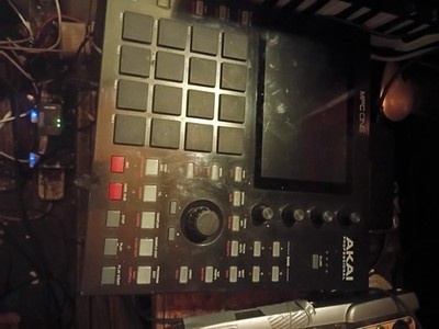 AkainMPC One Drum Machine Sampler/Sequencer Tested Working