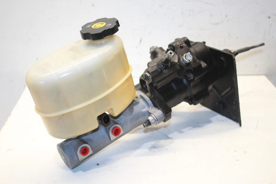 HUMMER H2 6.0 2003-2007 FRENO CILINDRO MAESTRO REFUERZO Y DEPÓSITO OEM Foto 3 de 4