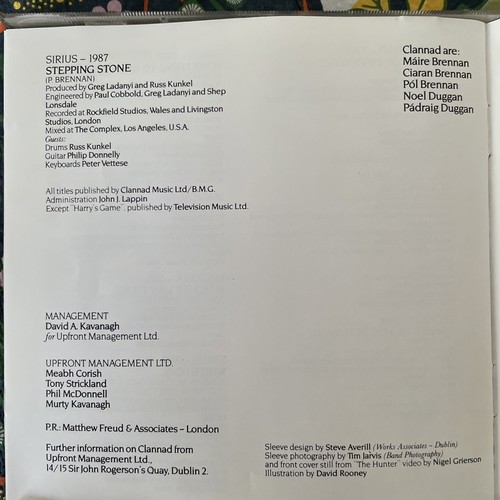 Clannad/ Past Pressend/ Pop Rock Folk TV Soundtrack /CD 1989/BMG Records 🇬🇧 UK - Bild 10 von 11