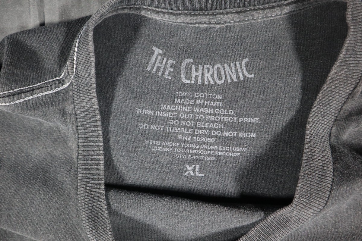 Vintage Dr Dre “The Chronic” Hip Hop Rap Artist Graphic T-Shirt