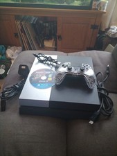 Sony PlayStation 4 500GB Home Console plus controller and game