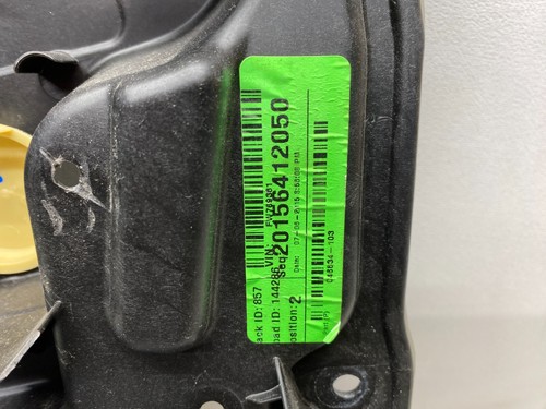 2014-2018 JEEP CHEROKEE LEFT FRONT DOOR WINDOW REGULATOR AND CARRIER PANEL OEM - Picture 6 of 7