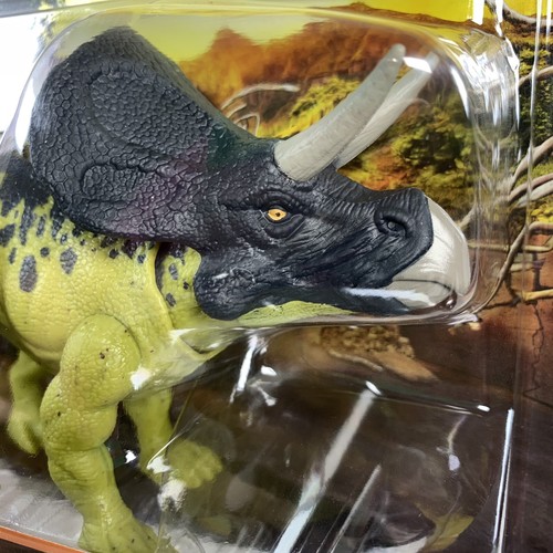 Mattel Dino Escape Zuniceratops Wild Pack Jurassic World Dinosaur Action Figure - Picture 3 of 11