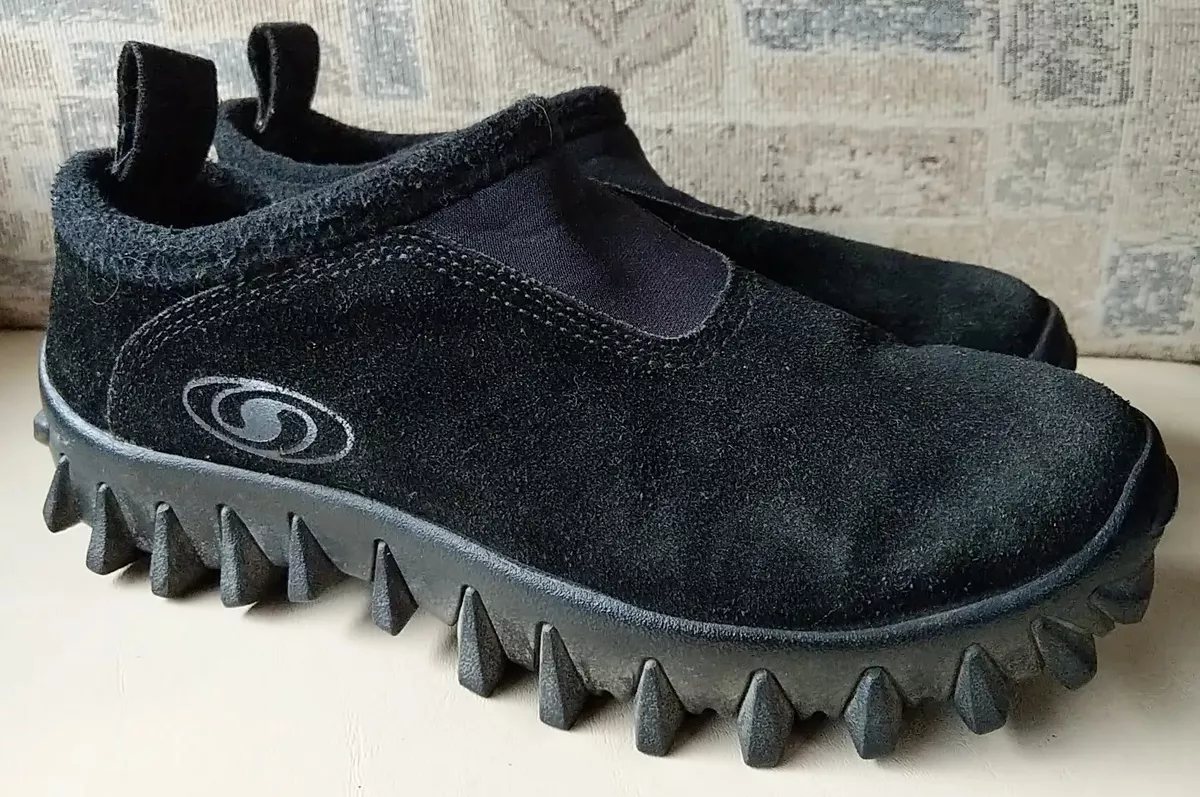 Salomon hotsell slip on