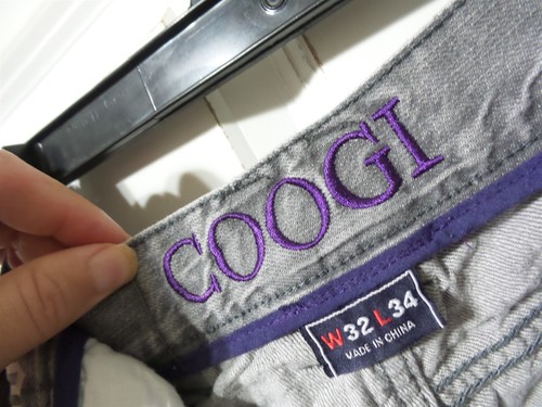 VINTAGE COOGI AUTHENTIC SINCE 1969 MEN'S PANTS SIZE 32" x 34" Y2K TROUSER - Picture 12 of 17