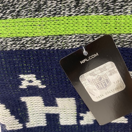 Seattle Seahawks Knit Scarf NWT and Fleece Beanie Combo Hat Cap NFL - Picture 7 of 10