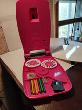 Fashion Angels Project Runway Design Runway/Projector, 30 Slides, Discs.