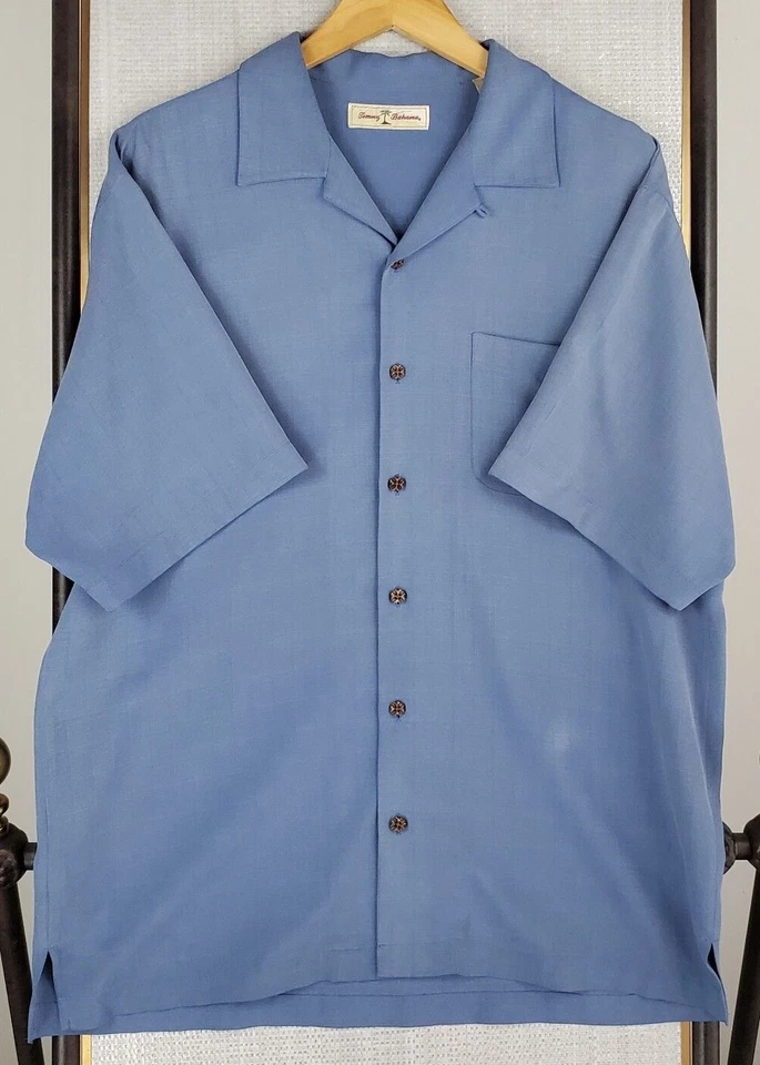 TOMMY BAHAMA Size Medium 100% Silk High Class Hotel Blue Mens Hawaiian Shirt - Image 3 of 4