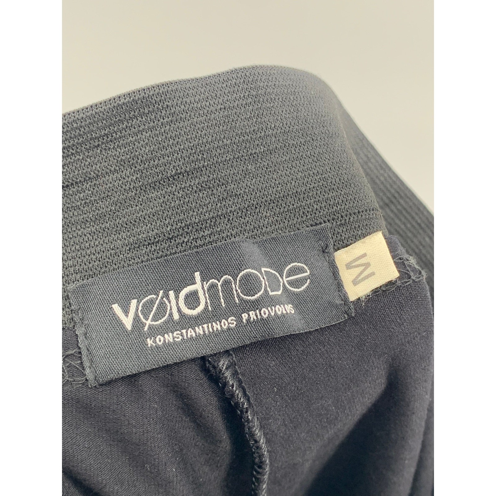 VOIDMODE Men's Black Solid Crustidon Superflap El… - image 9