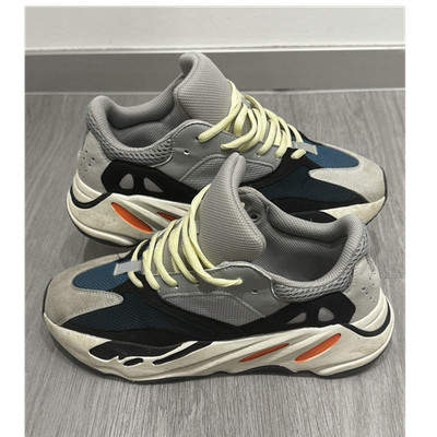 adidas Yeezy Boost 700 waverunner Größe 41