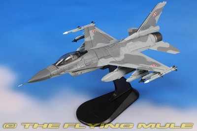 Hobby Master 1:72 F-16C Fighting Falcon Polish Air Force #4068