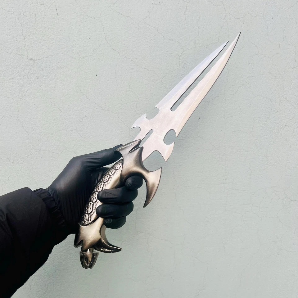 Cuchillo de fe Buffy The Jackal Blade Vampire Slayer con funda de cuero, mejor gif Foto 2 de 4