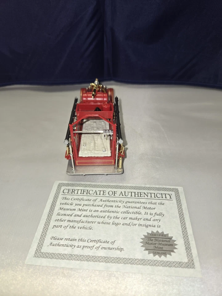 1921 AMERICAN LaFRANCE FIRE PUMPER ENGINE TRUCK # 7 MILWAUKEE F.D - Image 2 of 4