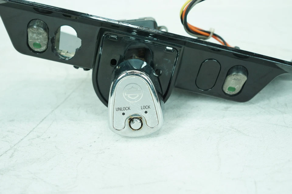 2007 Harley Touring Electra Classic OEM Dash Ignition Cap Switch Lockset NO Key - Image 4 of 4
