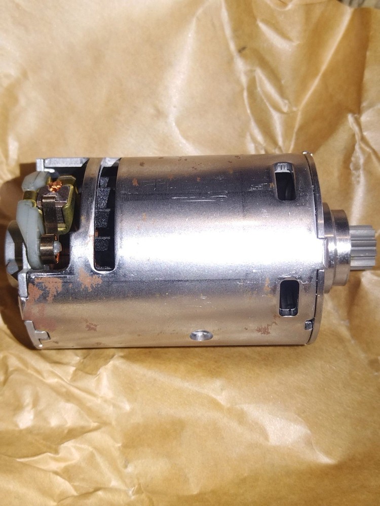 Dewalt 492829 00. 18V motor. For Dewalt DC212 type 1. Dewalt DCH213L2. Type 1.