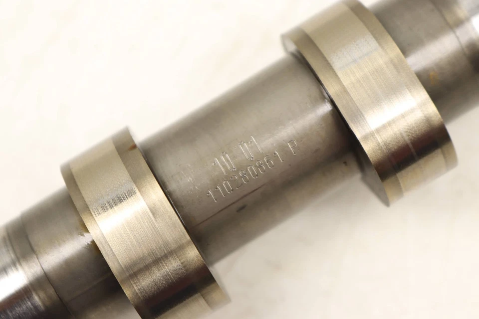 Mercedes-Benz CLS550 2007-2011 - cámara de admisión derecha / árbol de levas (entrada) Foto 2 de 4