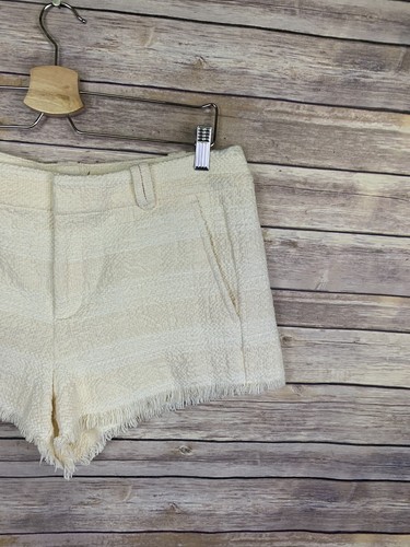 Lou & Grey Womens 8 Flat Front Shorts Cream Stripes Frated Hem - Picture 2 of 9