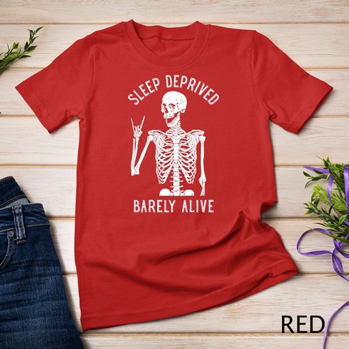 T-shirt unisex Halloween scheletro priva di sonno appena viva divertente - Foto 11 di 15