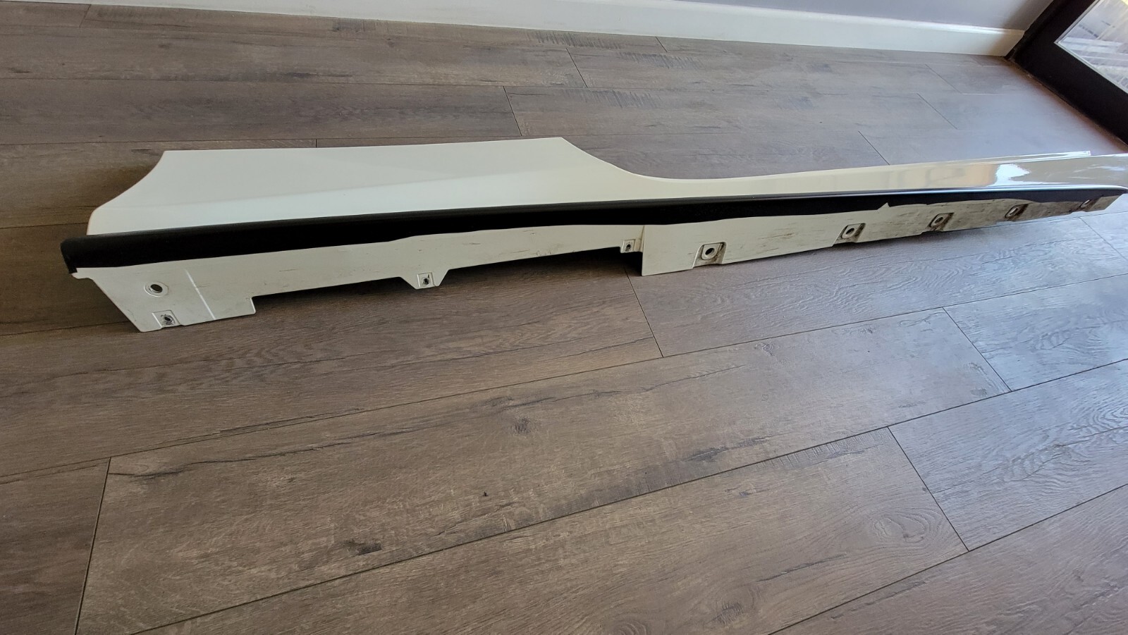 FERRARI 488 GTB PASSENGER RIGHT SIDE RH ROCKER PANEL OEM
